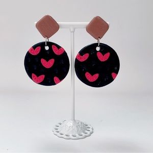 🤎Dark Blue Clay Earrings Fuchsia Hearts Dangle Hypoallergenic